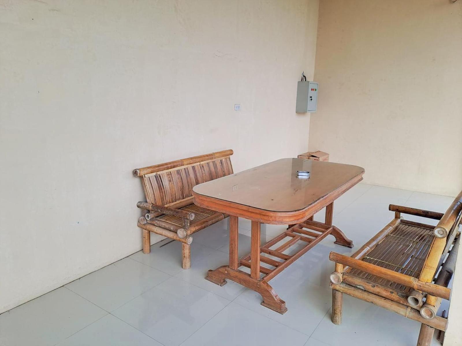 Oyo Life 93590 Penginapan Palapa 10 Syariah Bandar Lampung Exterior foto